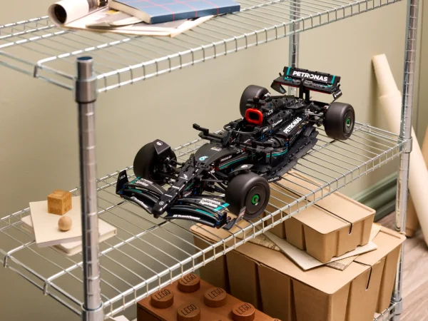 ست لگو تکنیک : مرسدس-AMG F1 W14 E Performance | ۴۲۱۷۱ - Image 9