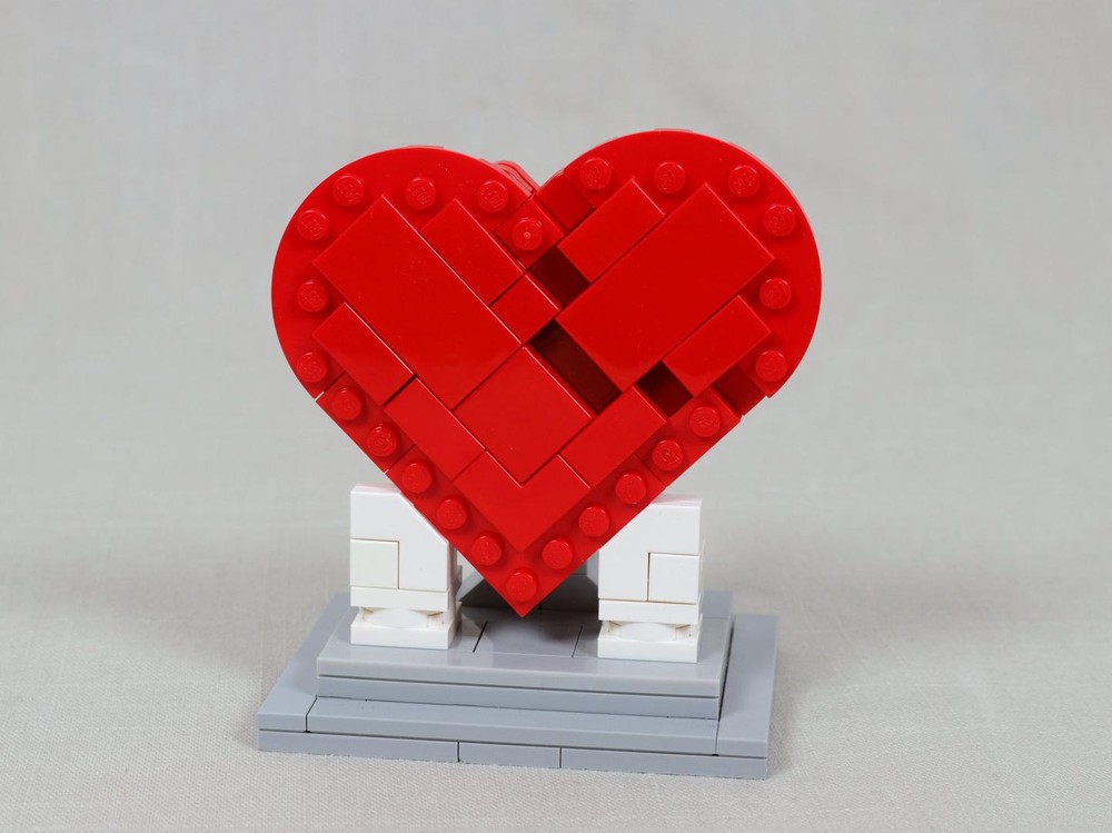 دوزشاپ MOC : قلب تپنده
